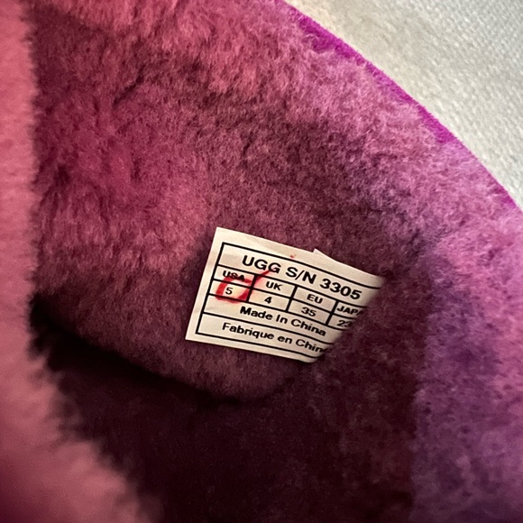Girls/ladies Ugg Mini boots size 5 - Picture 6 of 7